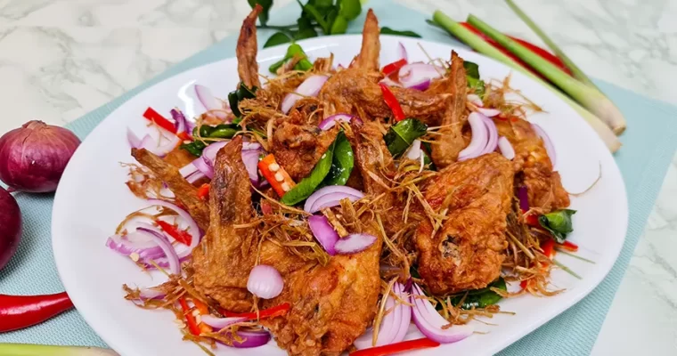 Thai-Style Fried Chicken Wings with Lemongrass