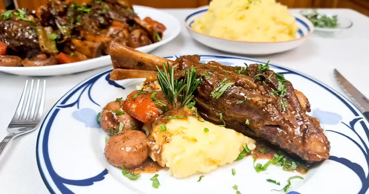 No-Oven Lamb Shanks with Mashed Potatoes